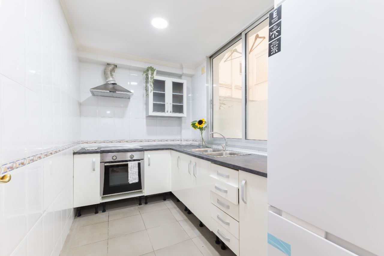 Habitación individual en Ernesto Ferrer — Compartido — 8