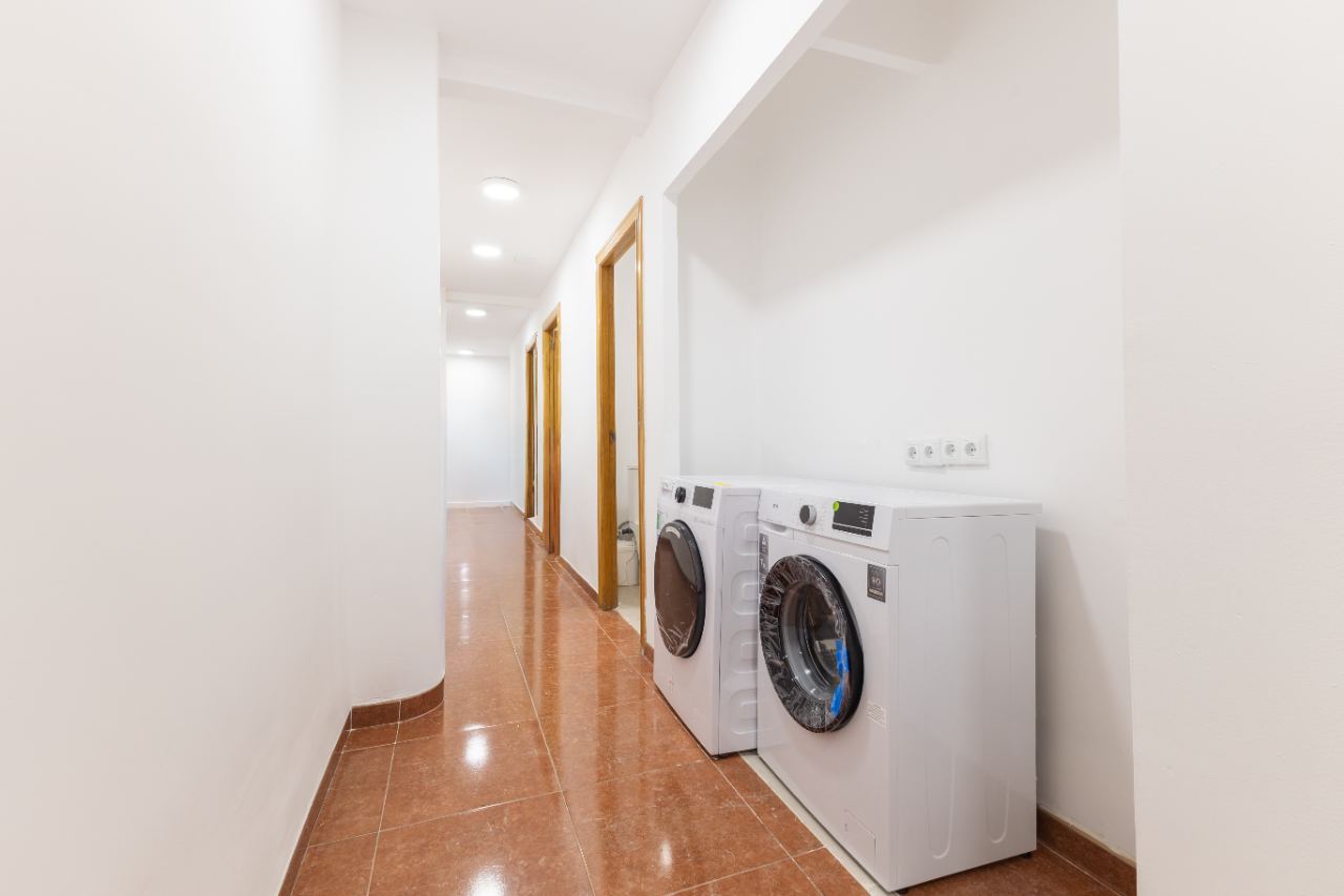 Habitación individual en Ernesto Ferrer — Compartido — 11