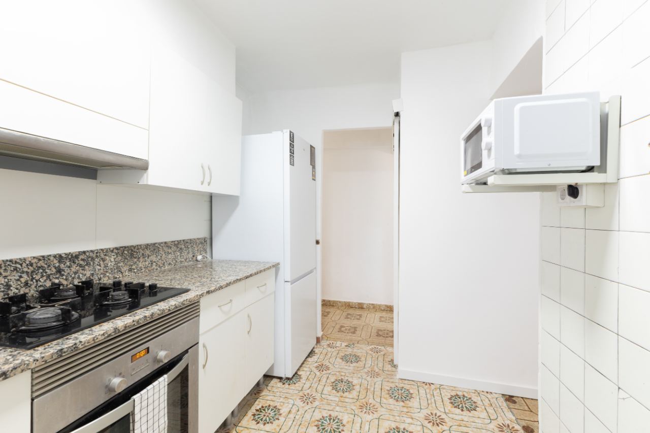 Habitación individual en Juan Piñol — Compartido — 6