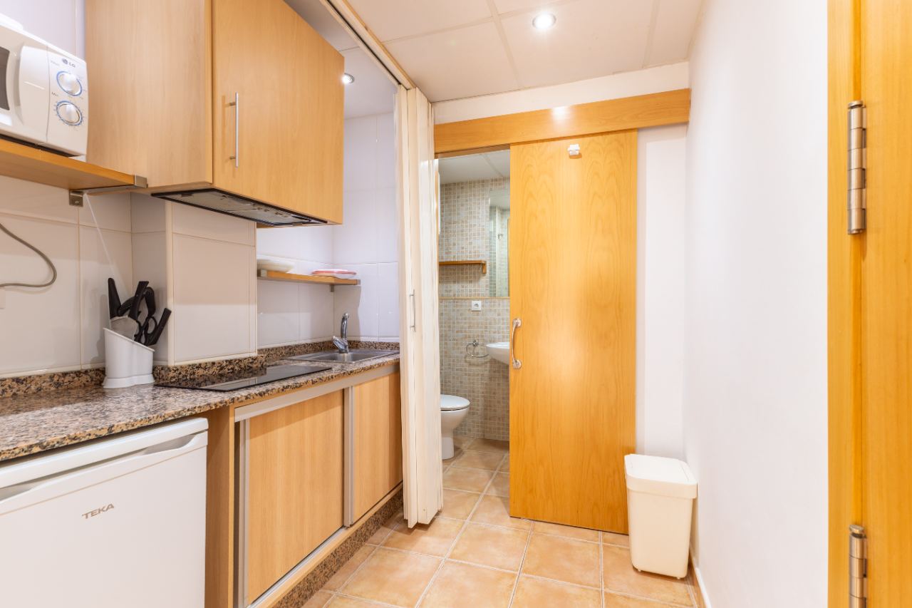 Habitación individual en Sant Francesc — Privada — 3