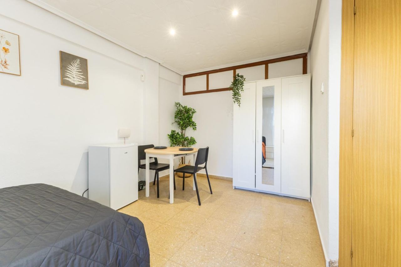 Habitación doble en Padre Viñas — Privada — 2