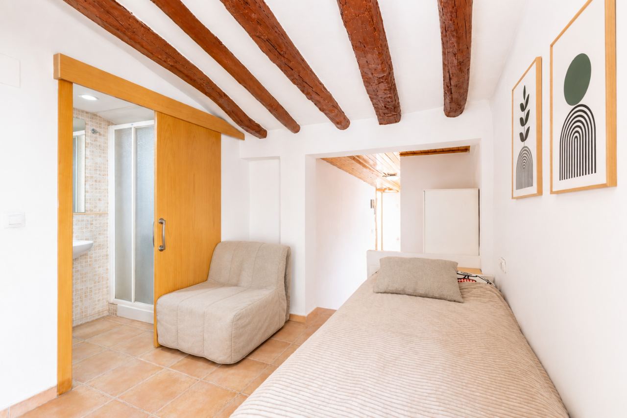 Habitación individual en Sant Francesc — Privada — 2