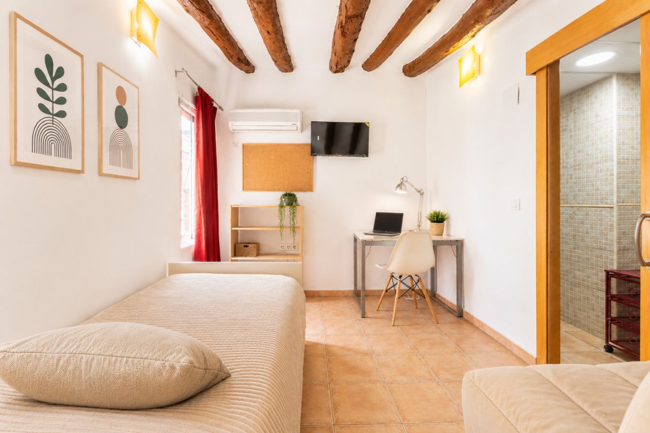 Habitación individual en Sant Francesc — Privada — 3