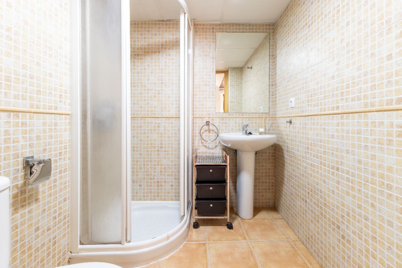 Habitación individual en Sant Francesc — Privada — 3