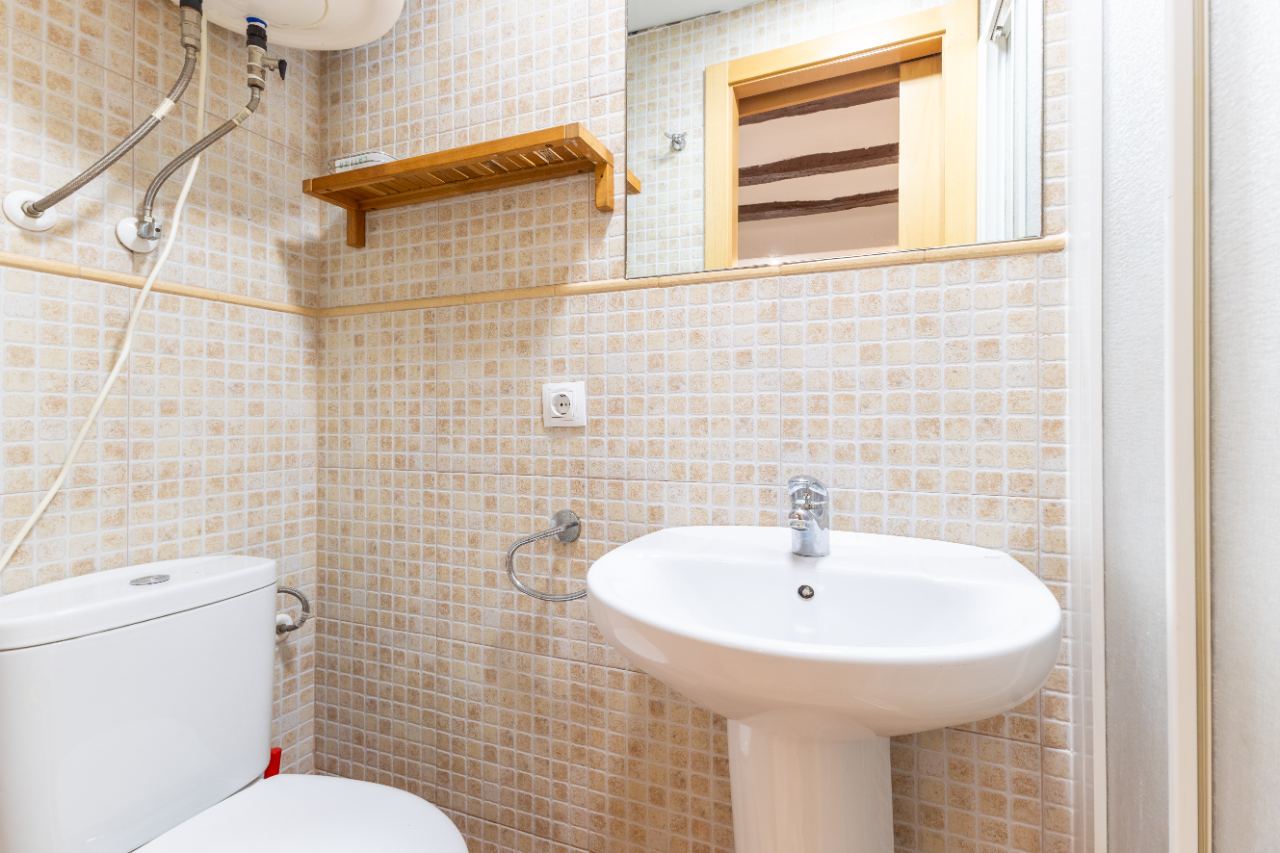 Habitación individual en Sant Francesc — Privada — 4